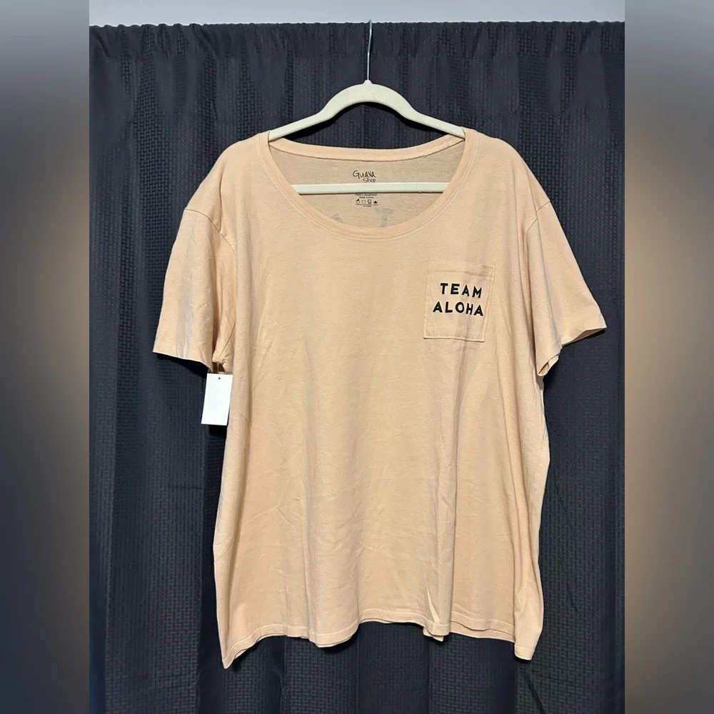 NEW Guava Shop Team Aloha Hawaiian Boutique XXL Tan Pocket T-shirt - Picture 5 of 9